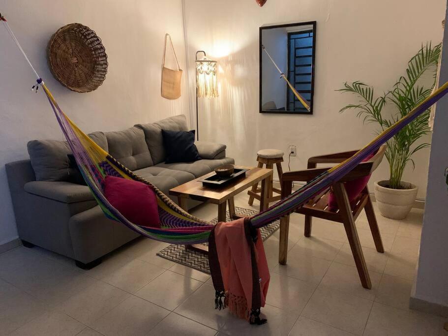 Villa Private Full House With Pool And Cozy Patio à Valladolid  Extérieur photo